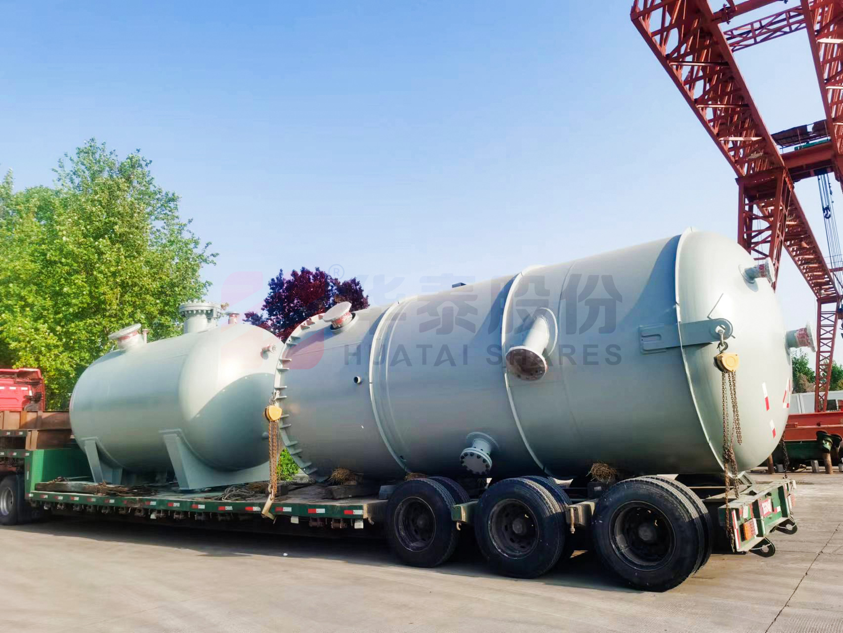 草莓污视频製造 | 祝賀壓力容器罐順利發貨！